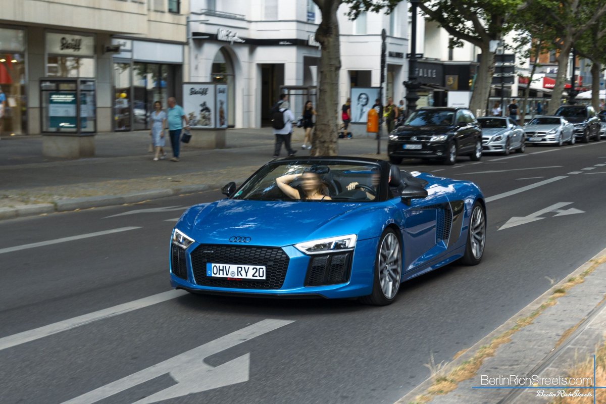Audi R8 V10 Spyder (2016) spotted in Berlin — BerlinRichStreets